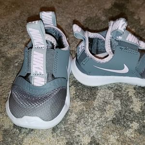 Infant Nike tennis shoes